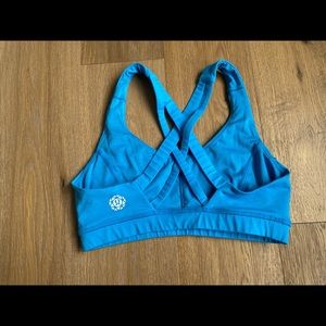Size 6 Lululemon Seawheeze sports bra